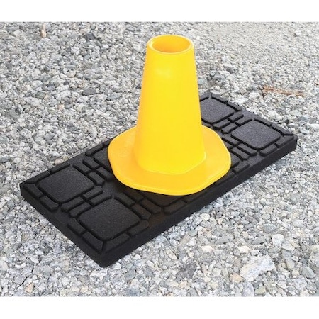 Camco LEVELING BLOCK NON-SLIP PAD, 8-1/2IN X 17IN 44601